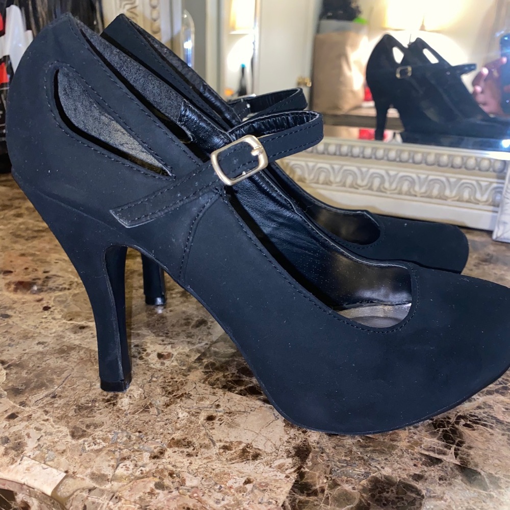 Black heels